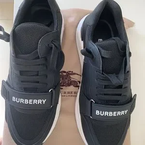 ☆韓国の人気☆【BURBERRY】☆RAMSEY レディース スニーカ.ー☆ ☆韓国の人気☆【BURBERRY】☆RAMSEY レディース スニーカ.ー